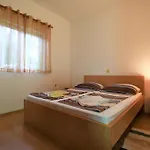 For 2+2 Person In - Insel Rab 17738 *