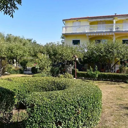 Apartmán For 2+2 Person In - Insel Rab 17738 Lopar