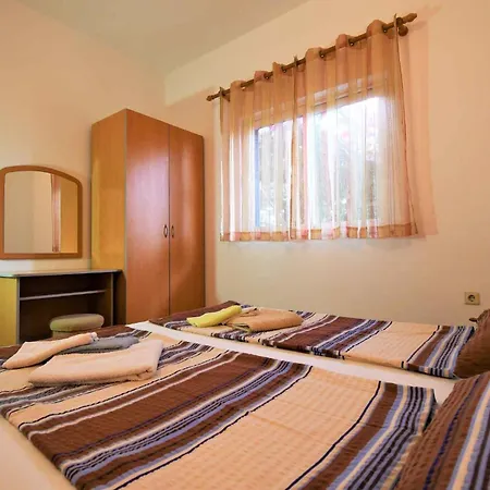 For 2+2 Person In - Insel Rab 17738