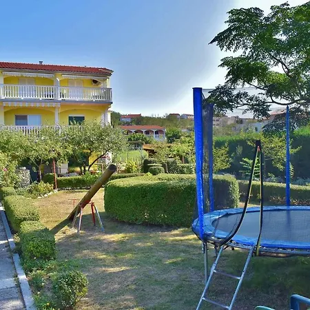 דירה For 2+2 Person In - Insel Rab 17738